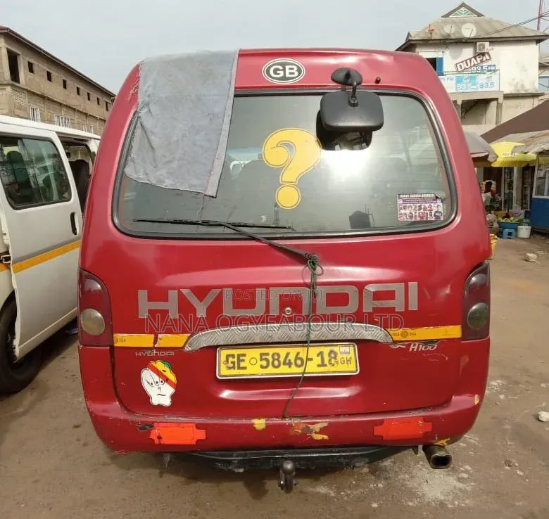 Hyundai H-100 2003 Red