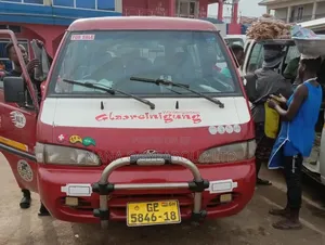 Hyundai H-100 2003 Red