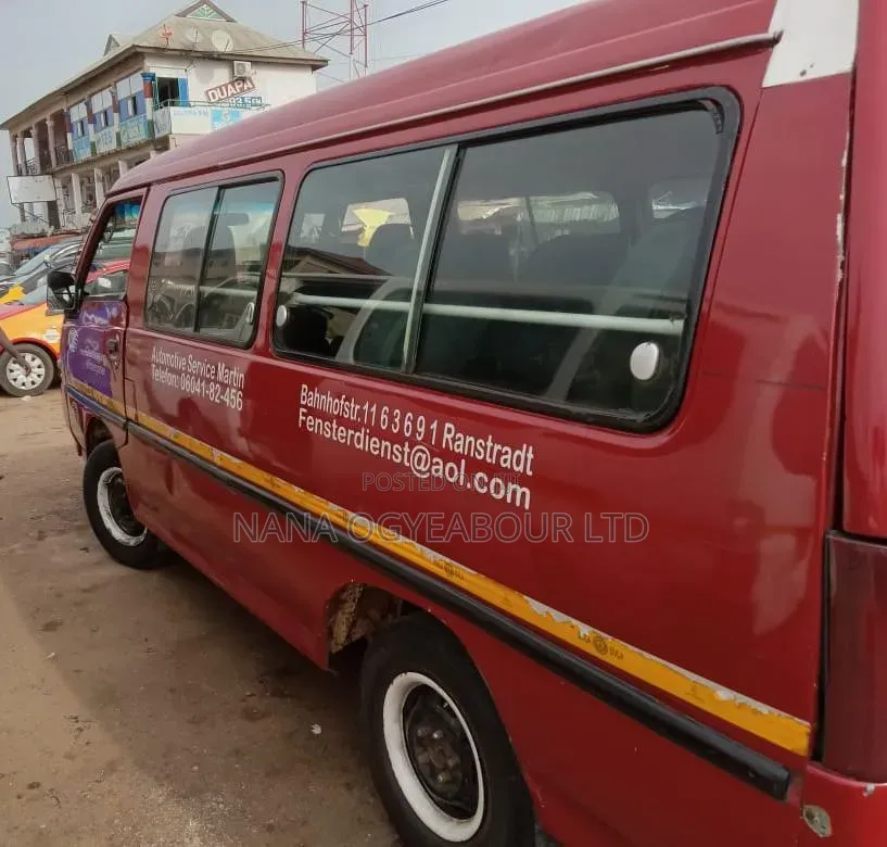 Hyundai H-100 2003 Red