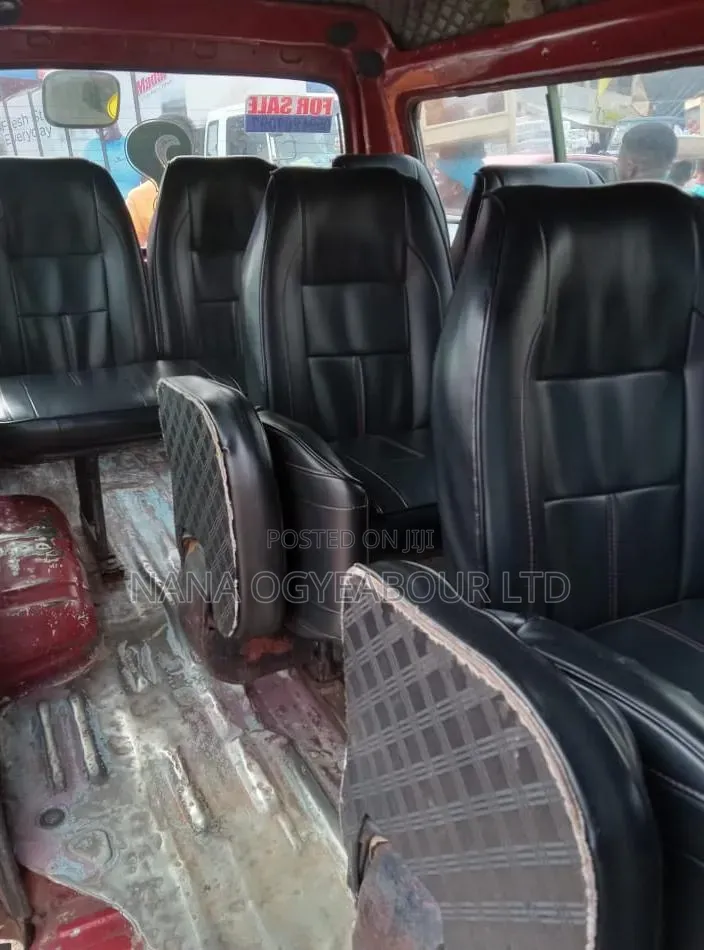 Hyundai H-100 2003 Red