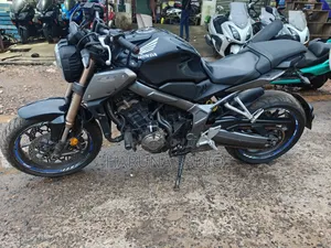 Honda CB 2022 Black