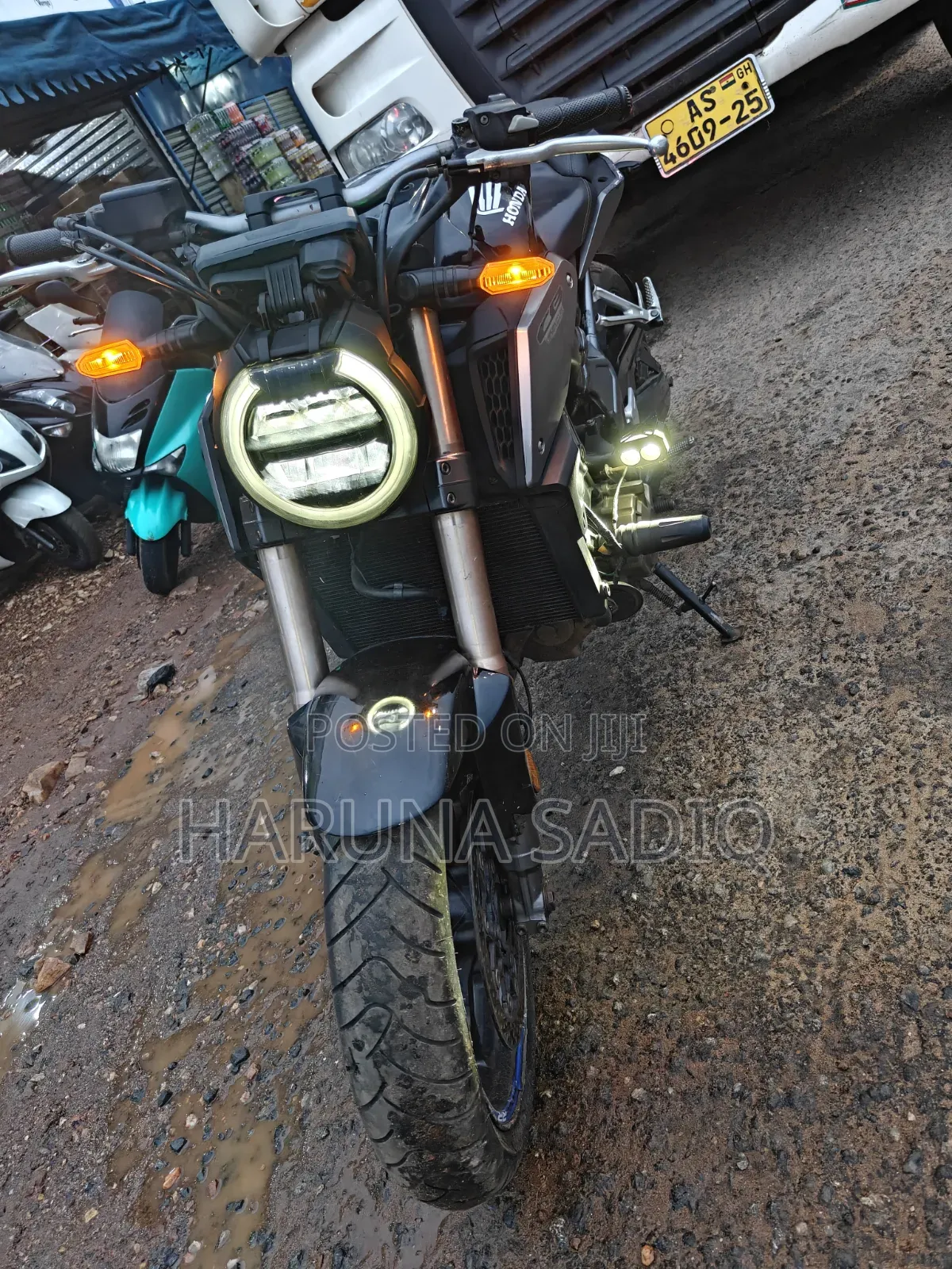Honda CB 2022 Black