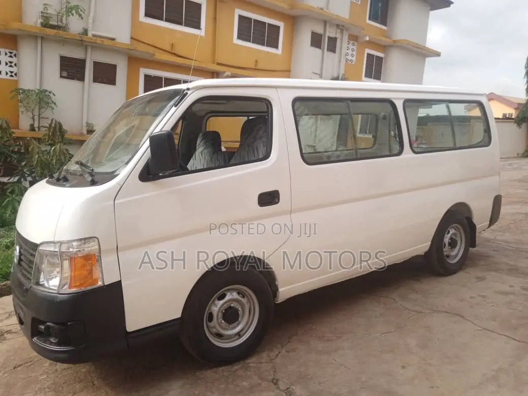 Nissan Caravan (Urvan) 2012 White