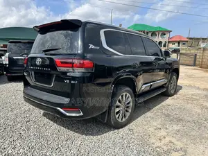 Toyota Land Cruiser 4.0 V6 GX 2015 Black