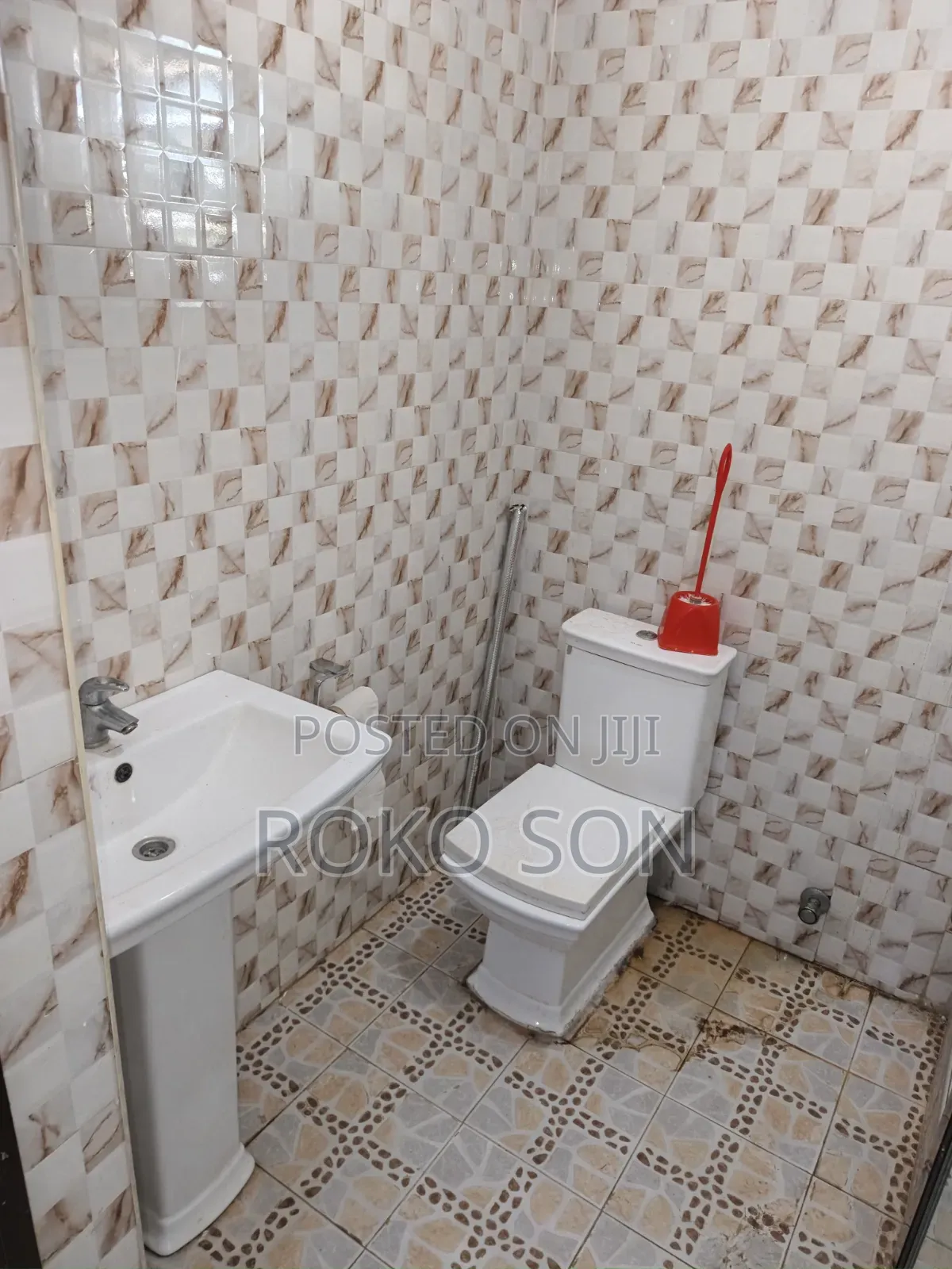 Mini Flat in Dr Roko, Pentecost for rent
