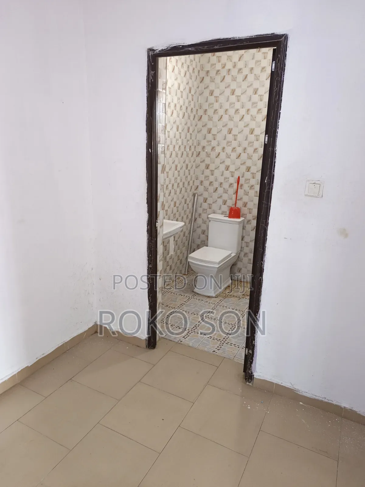 Mini Flat in Dr Roko, Pentecost for rent