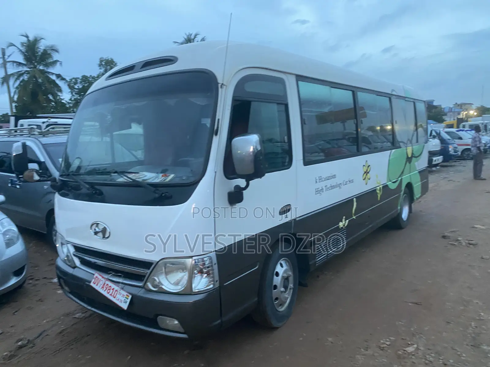 Hyundai County 2015 Gold