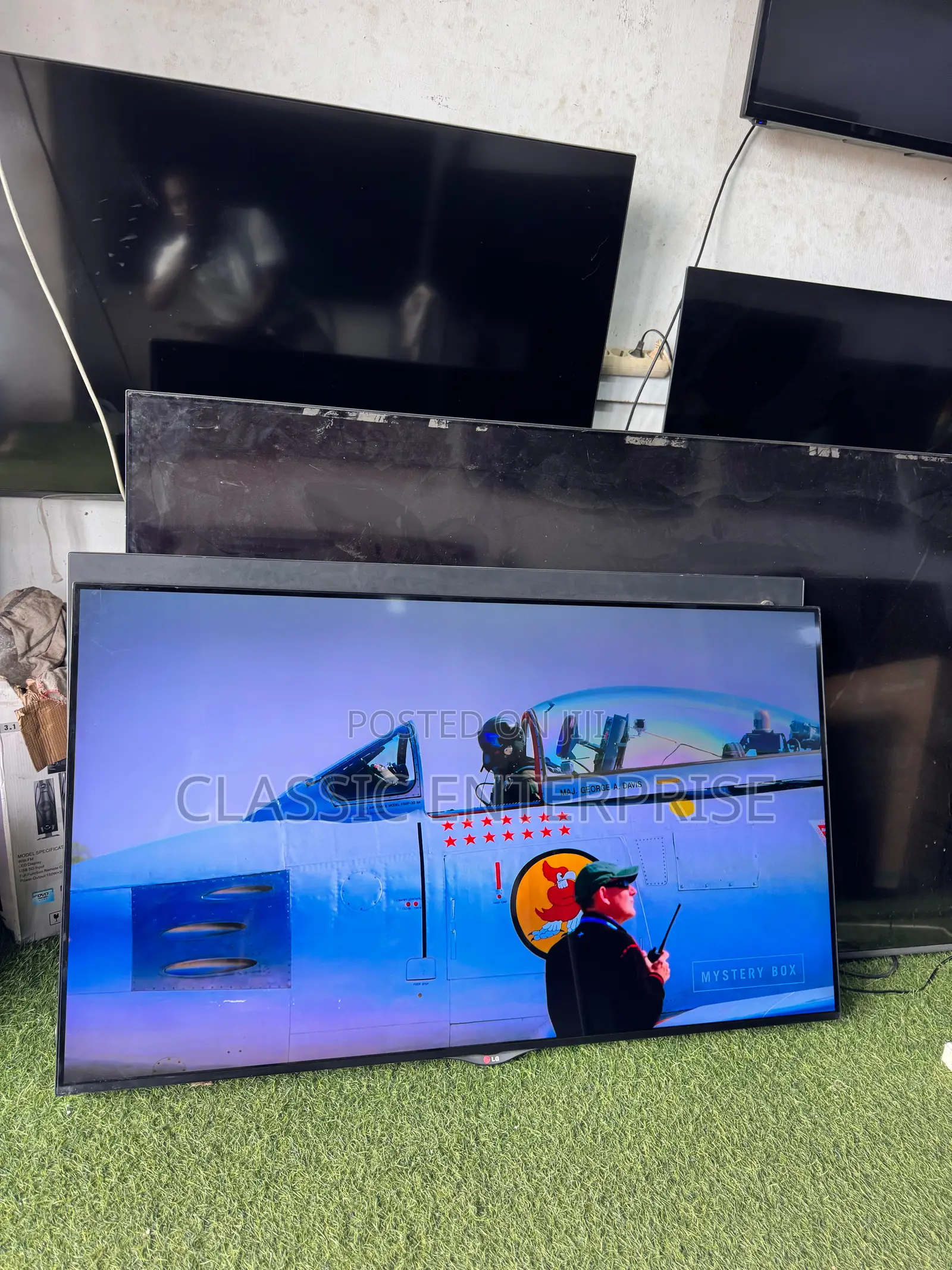 Lg 55 Inches Uhd Ips Ultra Hd Edgeless Screen Digital Tv