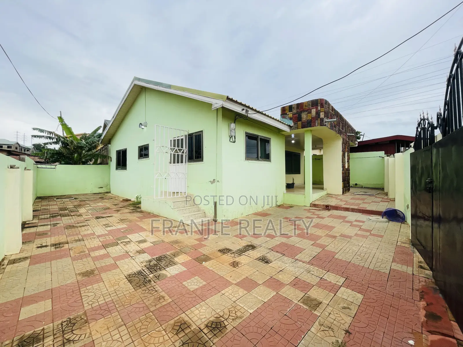 2bdrm House in Franjie Realty, Weija for rent