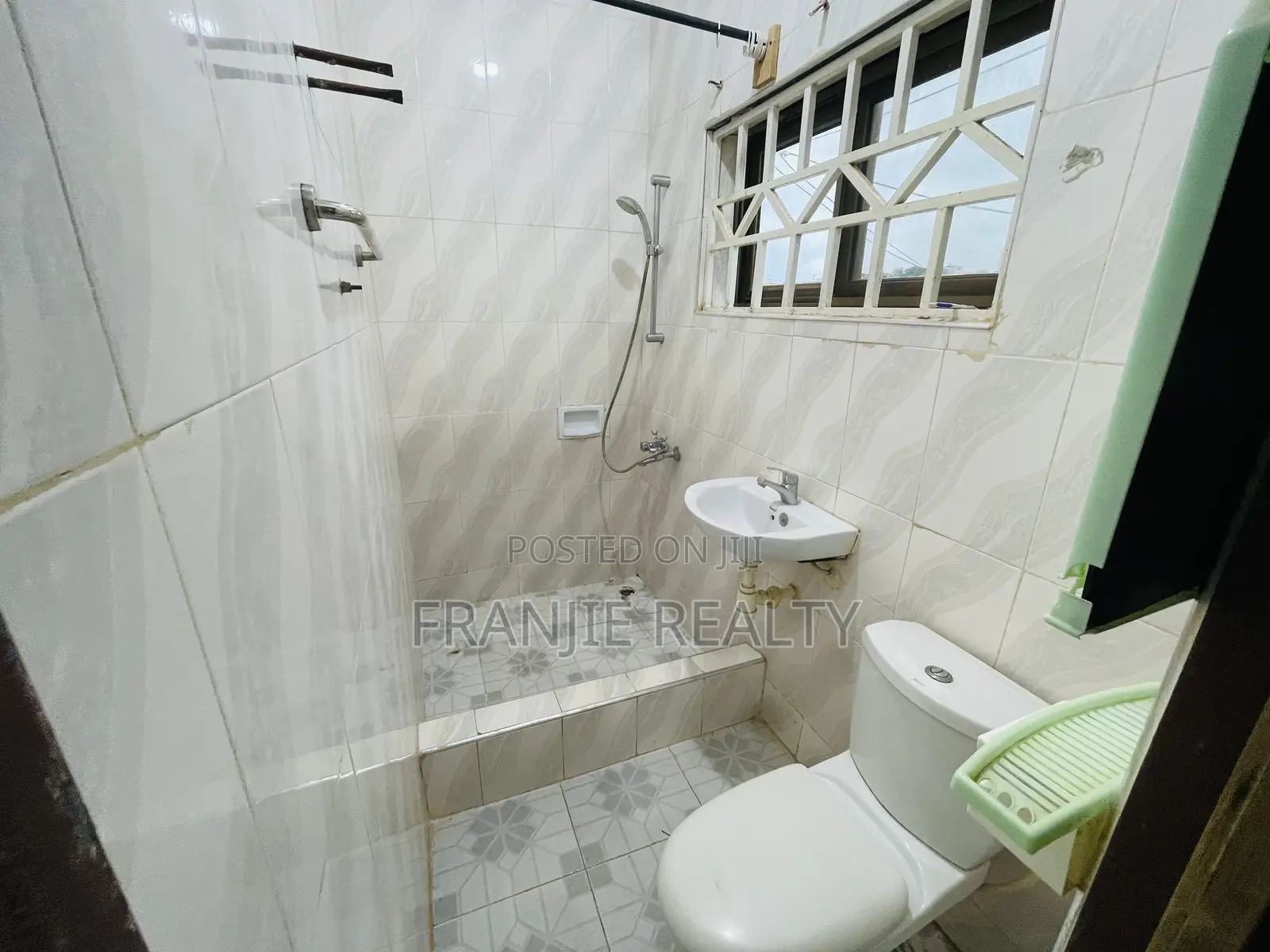 2bdrm House in Franjie Realty, Weija for rent