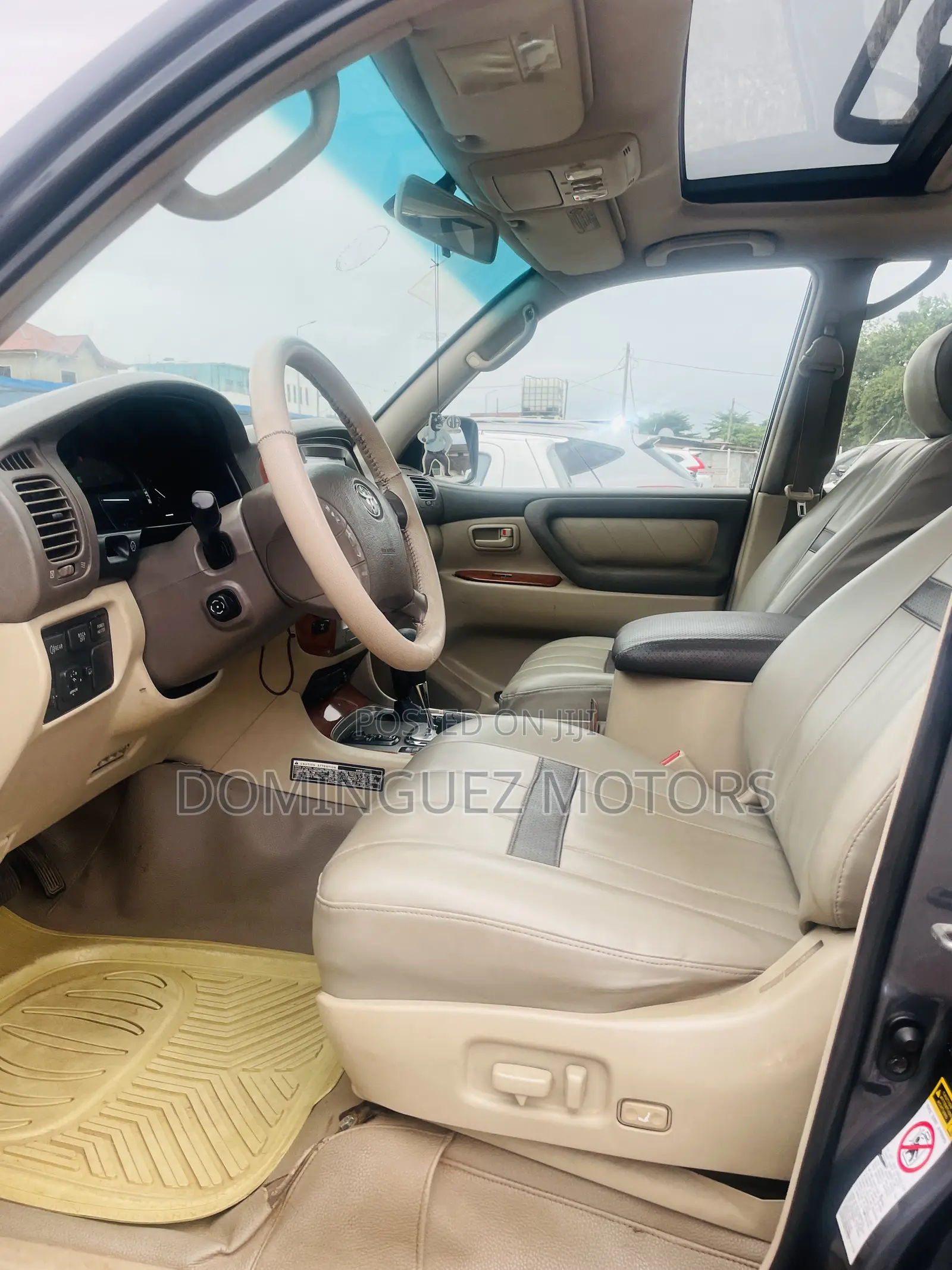 Toyota Land Cruiser 2004 Gray