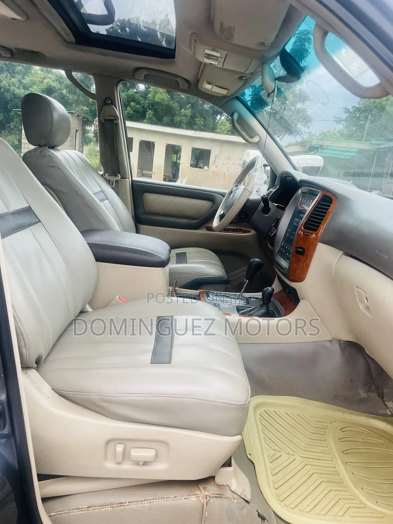 Toyota Land Cruiser 2004 Gray