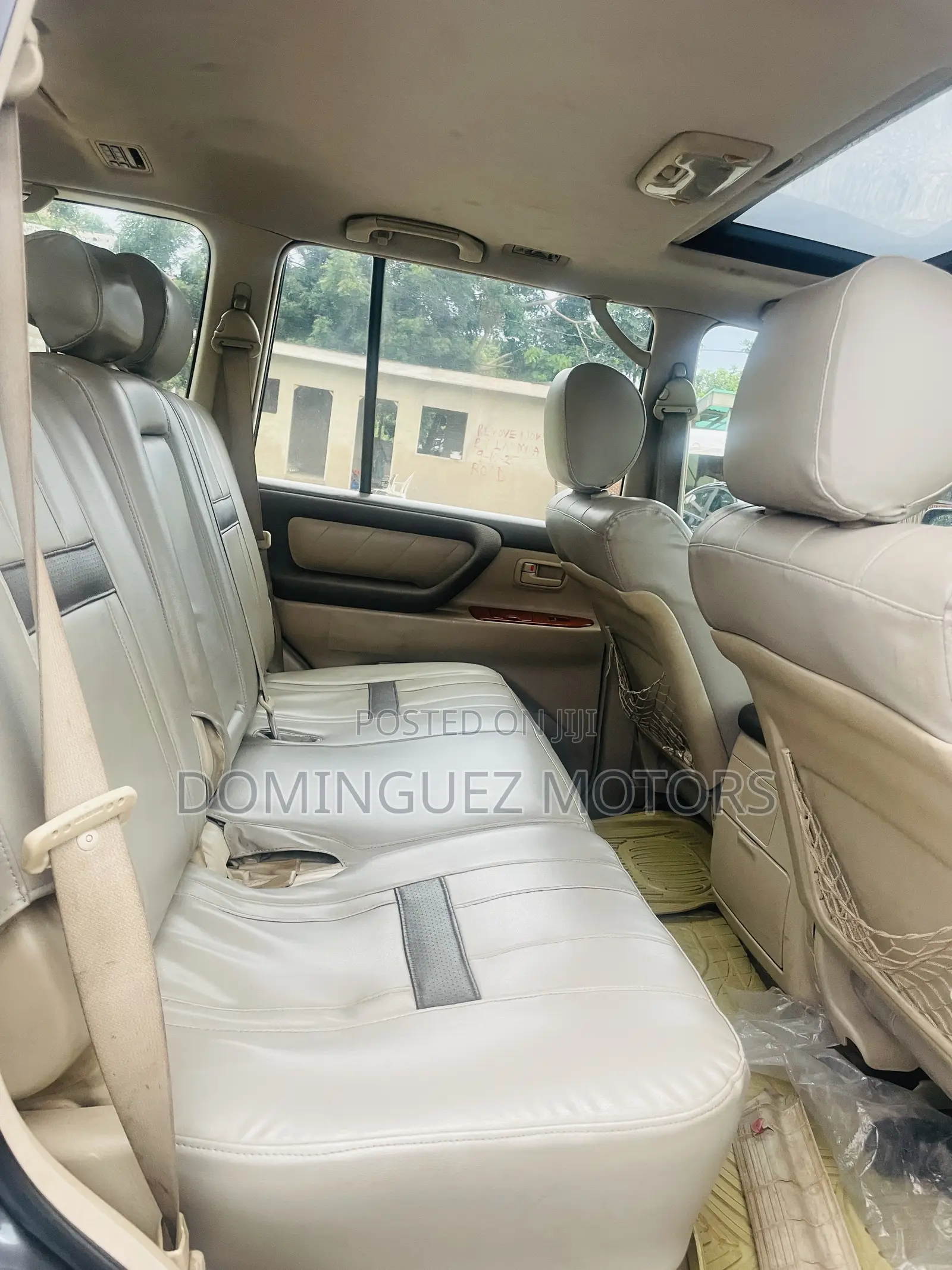 Toyota Land Cruiser 2004 Gray