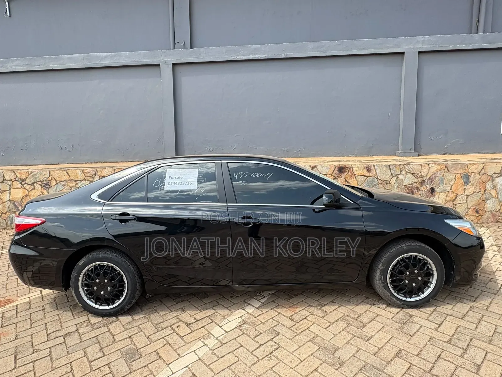 Toyota Camry 2017 Black
