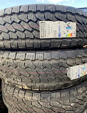 265/70r17 Bridgestone Brandnew