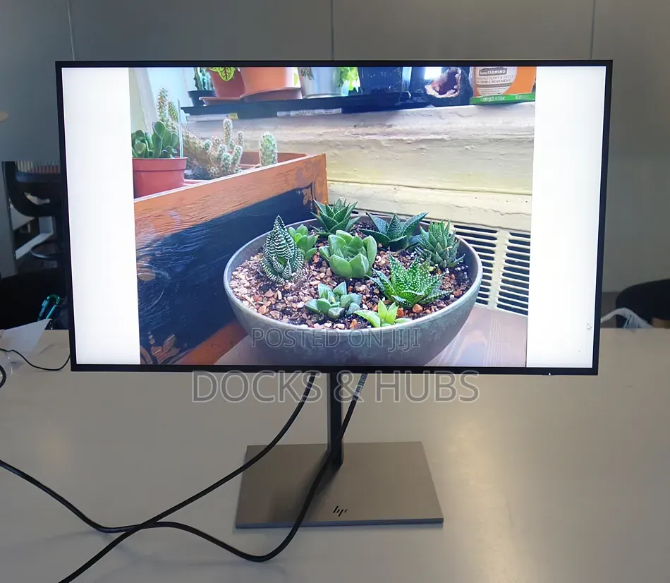 Hp Z27u G3 27-Inch QHD Usb-C Monitor