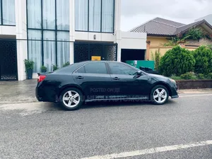 Toyota Camry SE 4dr Sedan (2.5L 4cyl 6A) 2014 Black