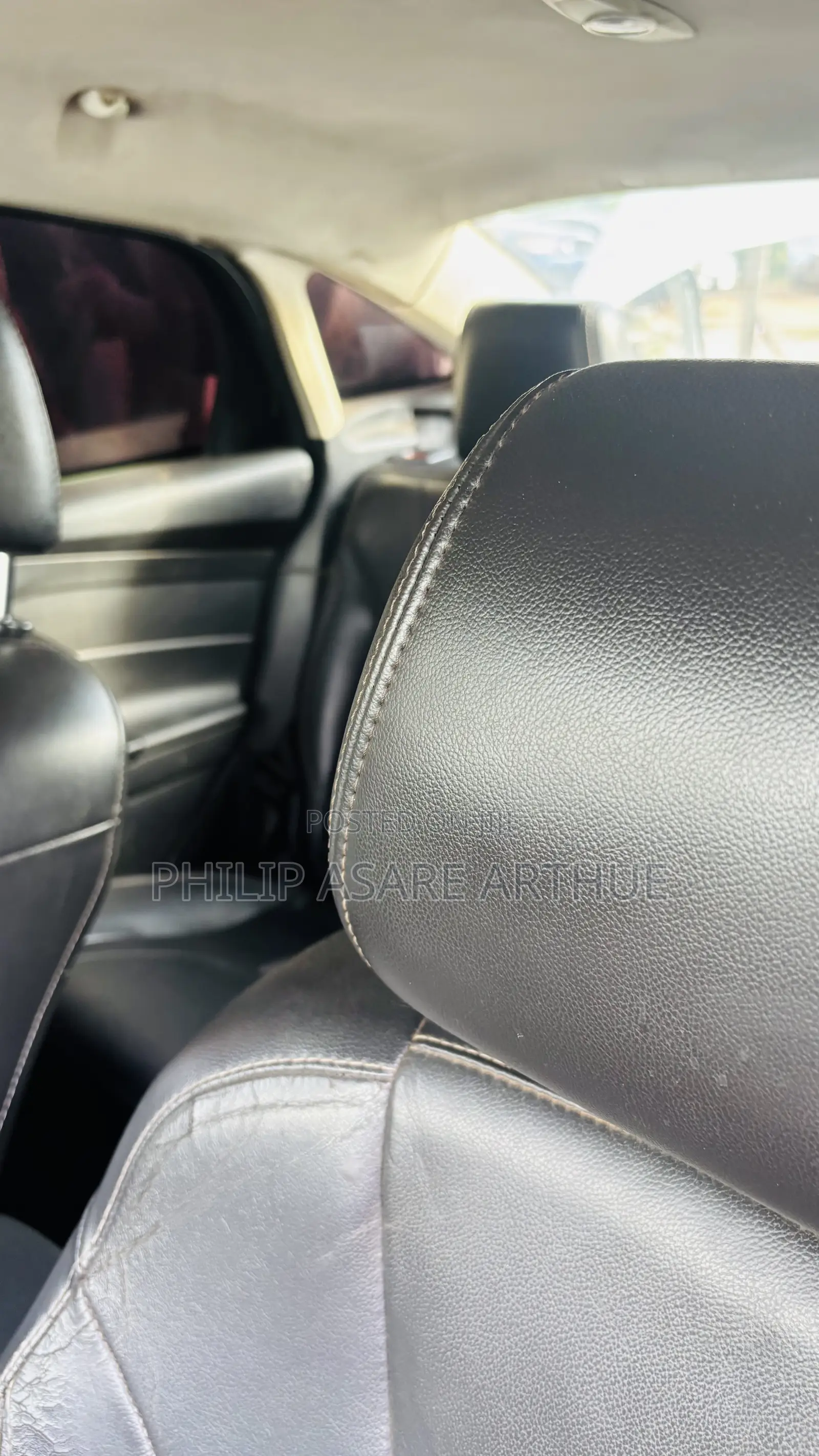 Ford Focus SE Sedan FWD (2.0L 4cyl 5M) 2013 White