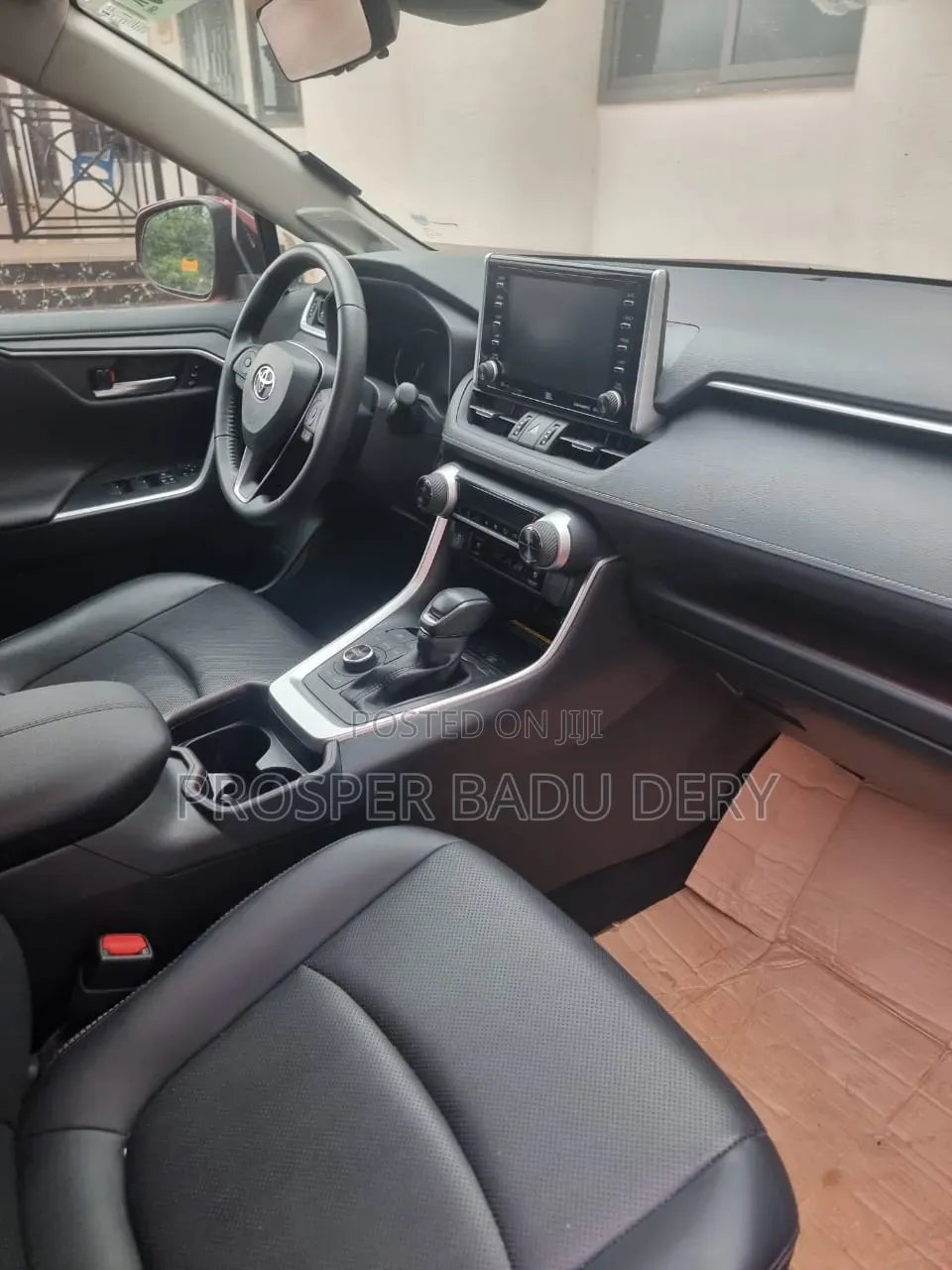 Toyota RAV4 2020 Red