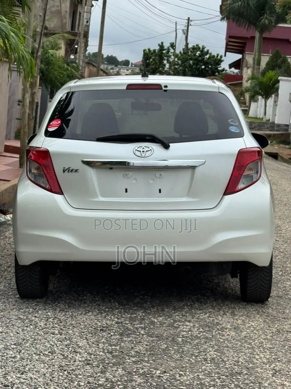 Toyota Vitz 1.5 FWD 3dr 2012 White