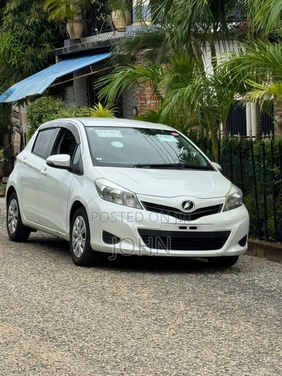Toyota Vitz 1.5 FWD 3dr 2012 White