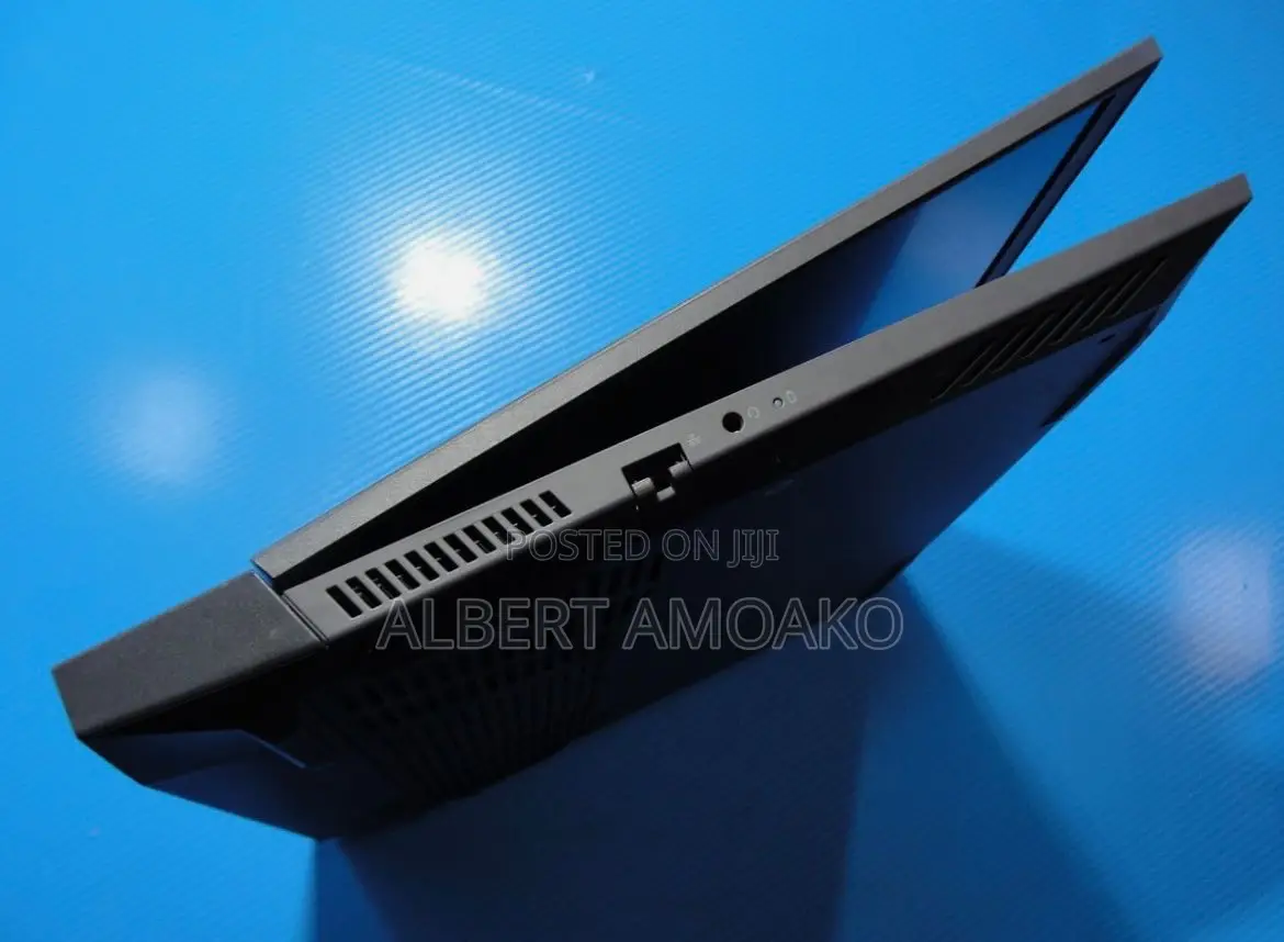 Laptop Dell G15 5535 8GB Intel Core i5 SSD 256GB