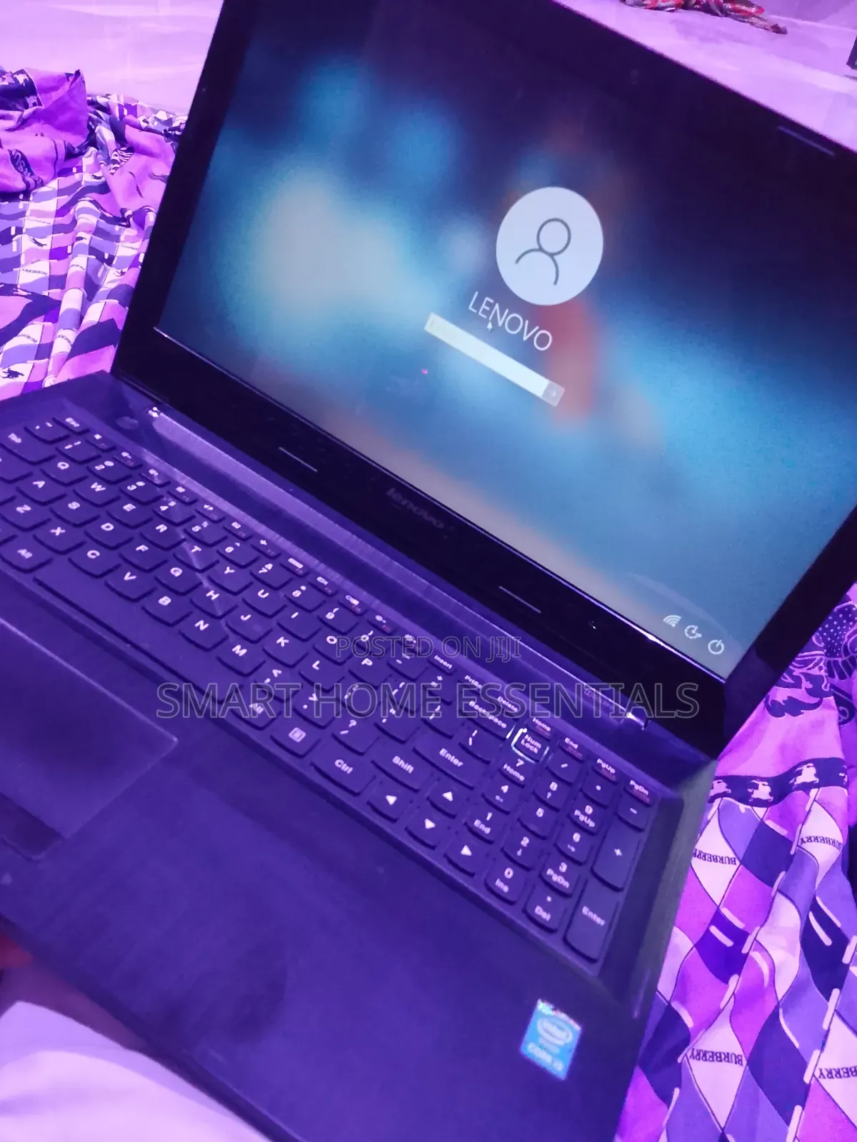 Laptop Lenovo A7 8GB Intel Core i3 HDD+SSD 256GB