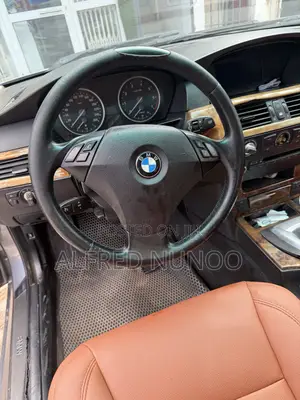 BMW 523i 2008 Gray
