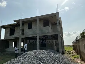 5bdrm House in Blue Hostel Junct,, Prampram for sale