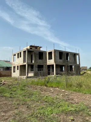 5bdrm House in Blue Hostel Junct,, Prampram for sale