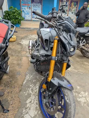 Yamaha FZ 2023 Gray