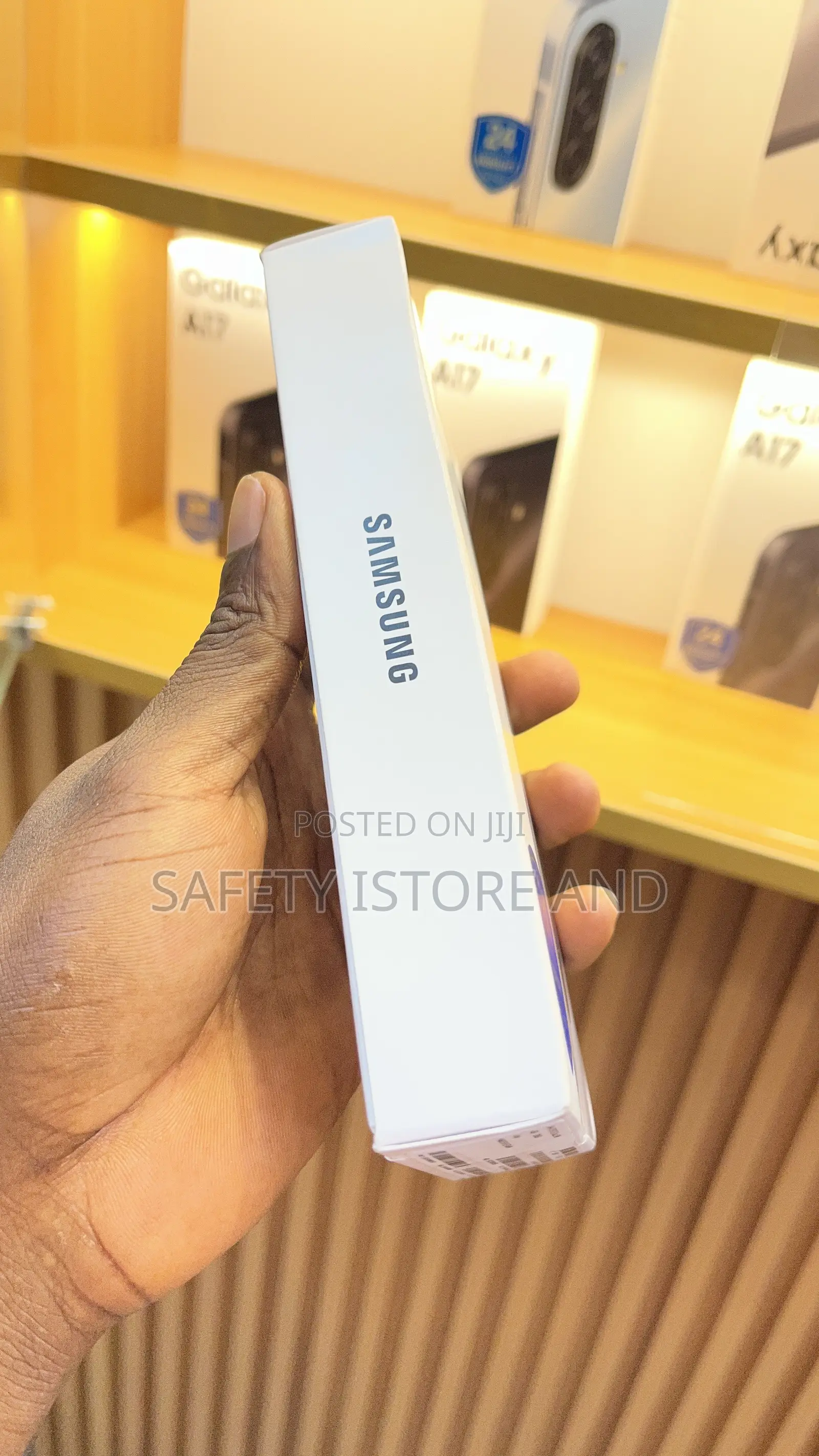 New Samsung Galaxy A17 5G 128 GB Black