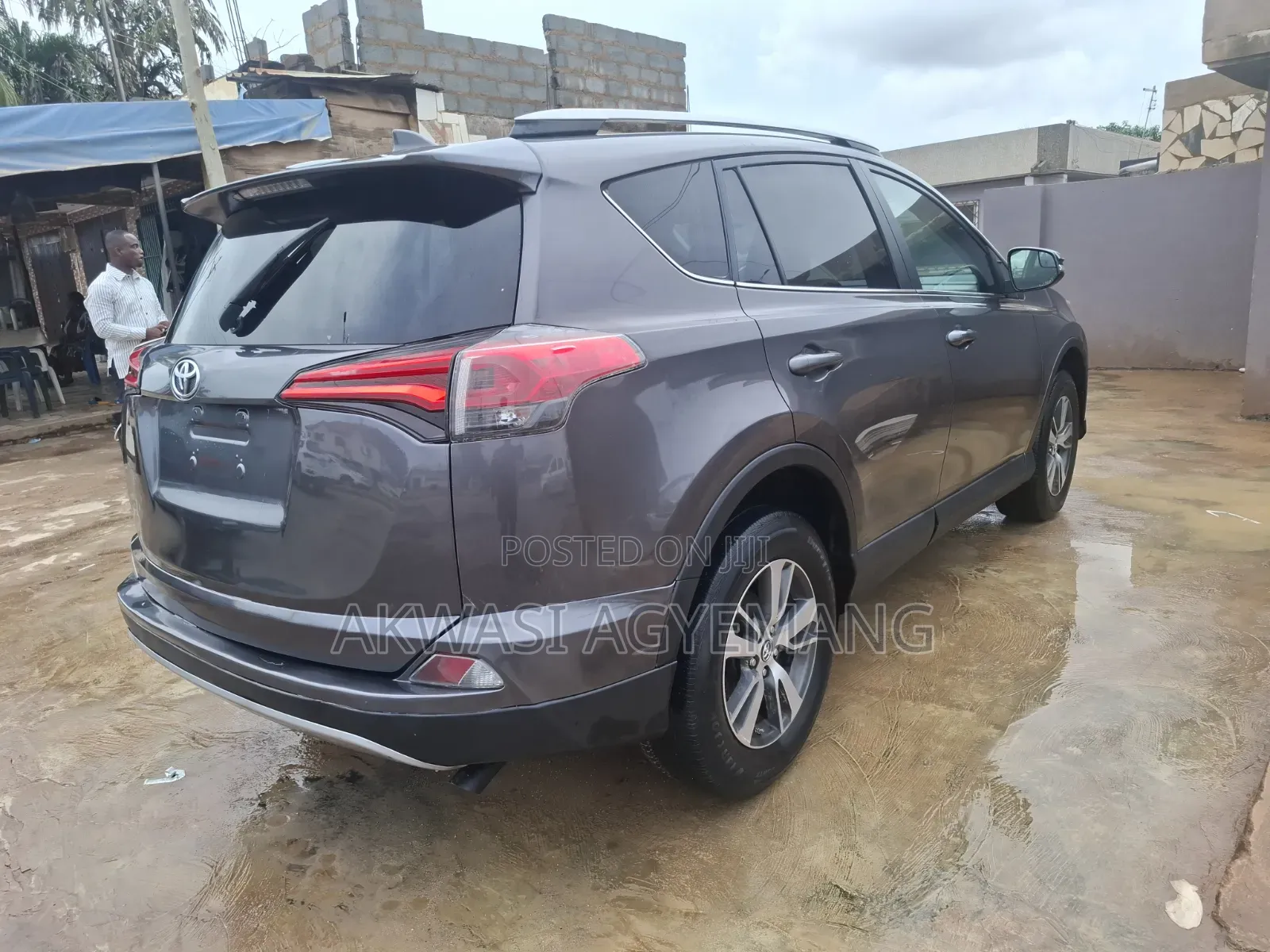 Toyota RAV4 Limited AWD (2.5L 4cyl 6A) 2017 Gray