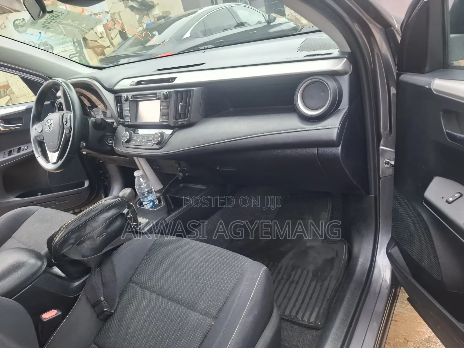 Toyota RAV4 Limited AWD (2.5L 4cyl 6A) 2017 Gray