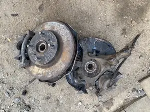 Toyota Vitz 2008,2009,2010 Front Wheel Hub Pair