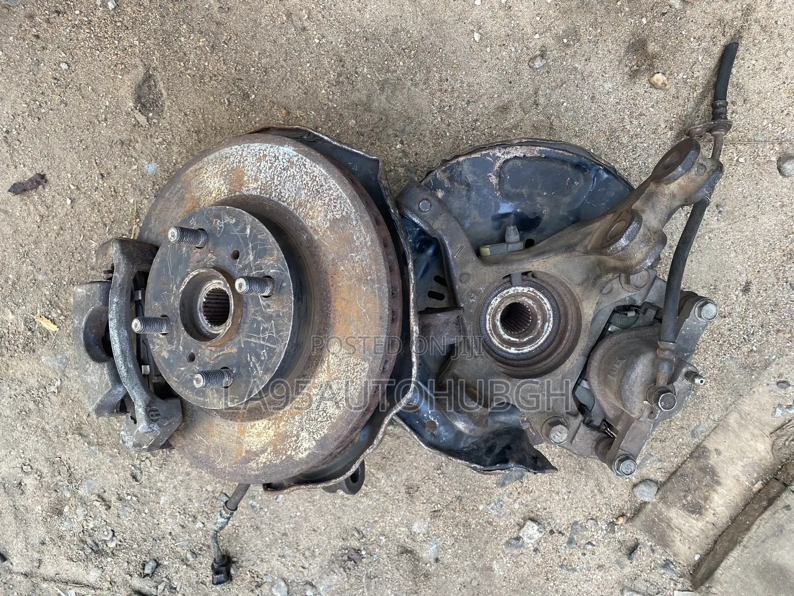 Toyota Vitz 2008,2009,2010 Front Wheel Hub Pair