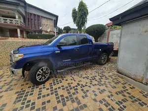 Toyota Tundra SR 5.7L V8 4x4 Double Cab 6.6 ft. box 145.7 in. WB 2018