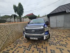 Toyota Tundra SR 5.7L V8 4x4 Double Cab 6.6 ft. box 145.7 in. WB 2018