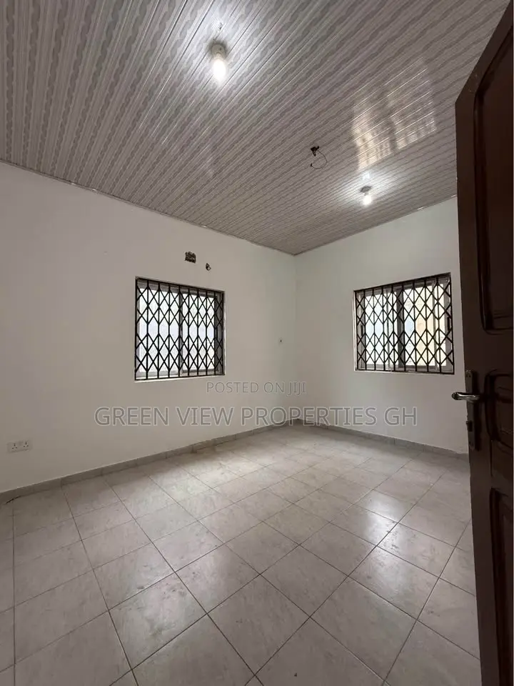 1bdrm Room & Parlour in Ga South Municipal for rent