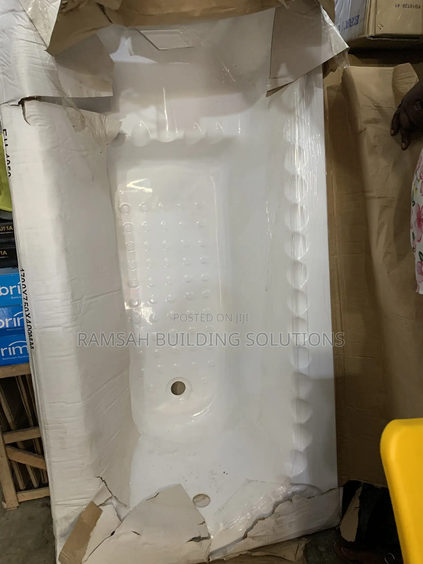 Premium Fibre Bathtub – Durable, Stylish Comfortable