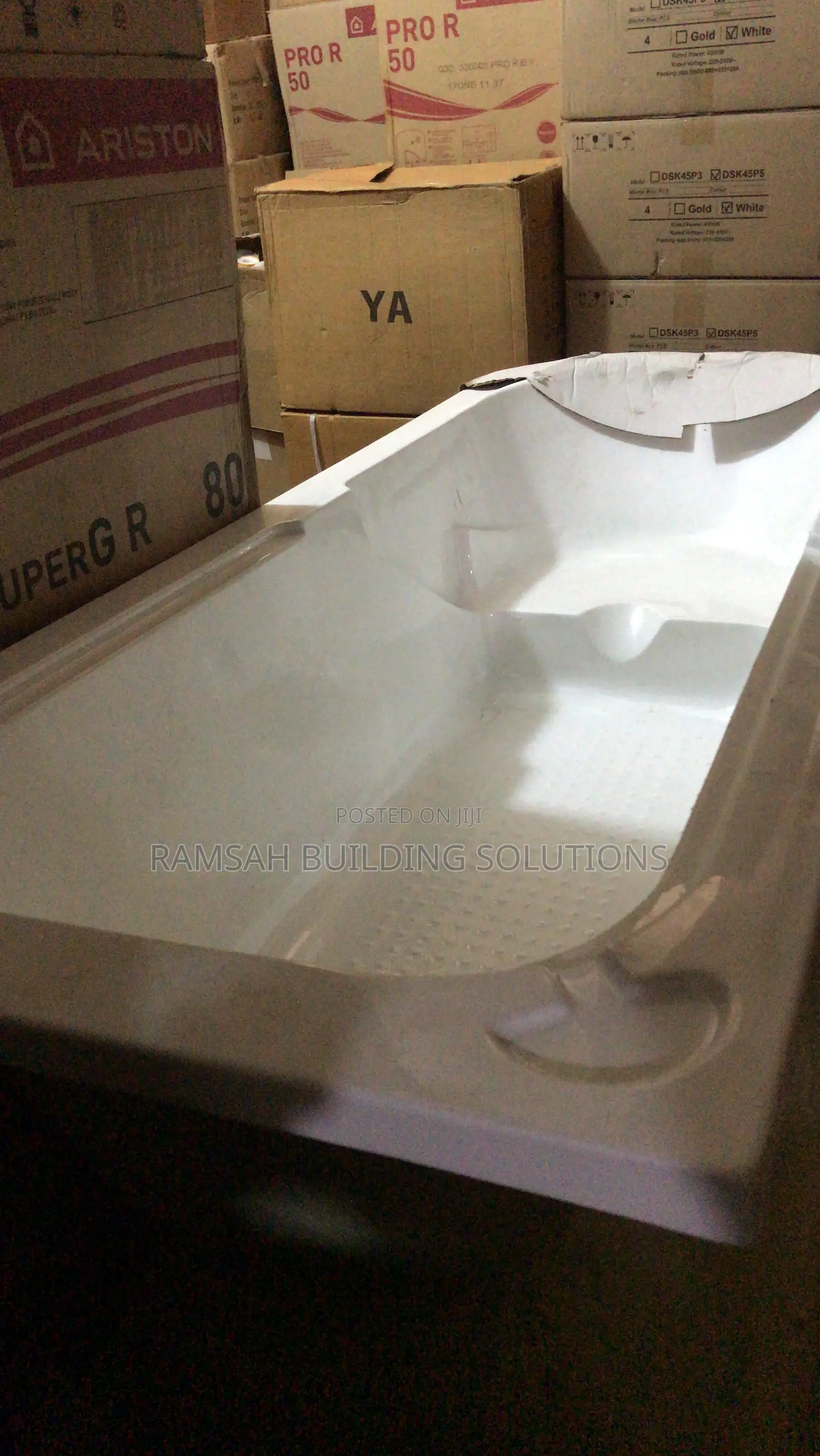 Premium Fibre Bathtub – Durable, Stylish Comfortable