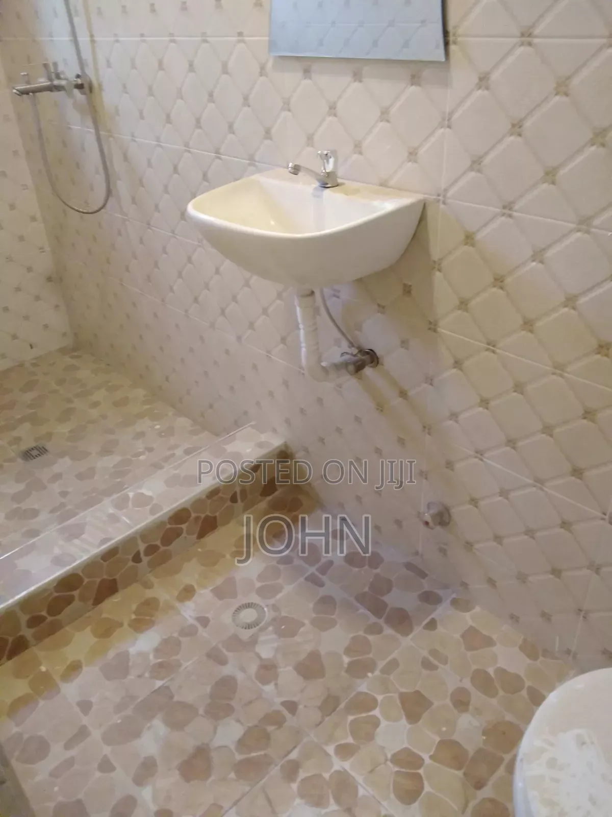 2bdrm Apartment in Survivorestates, Manhean for rent