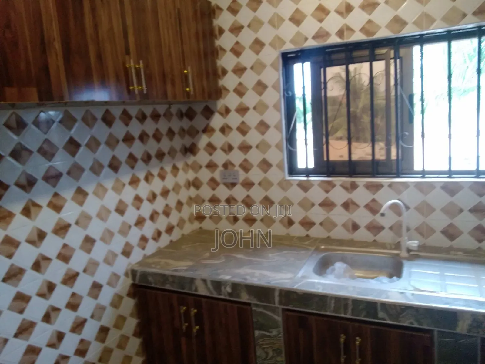 2bdrm Apartment in Survivorestates, Manhean for rent