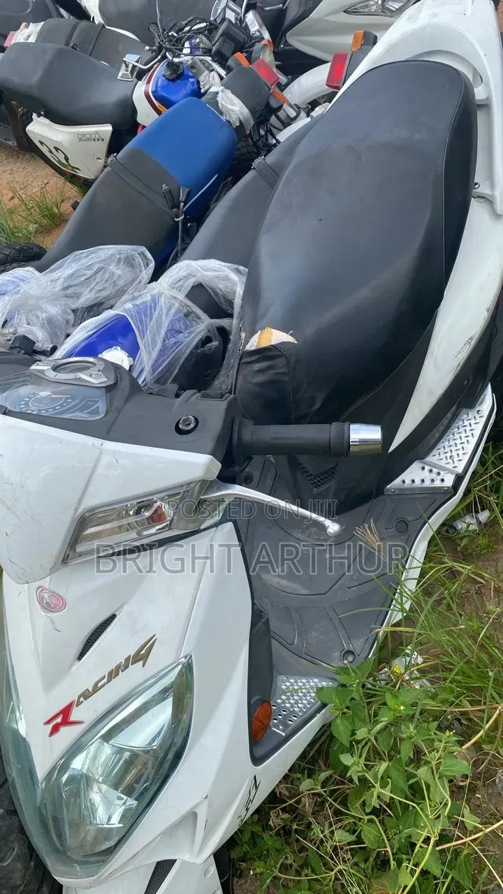 Kymco 2026 White