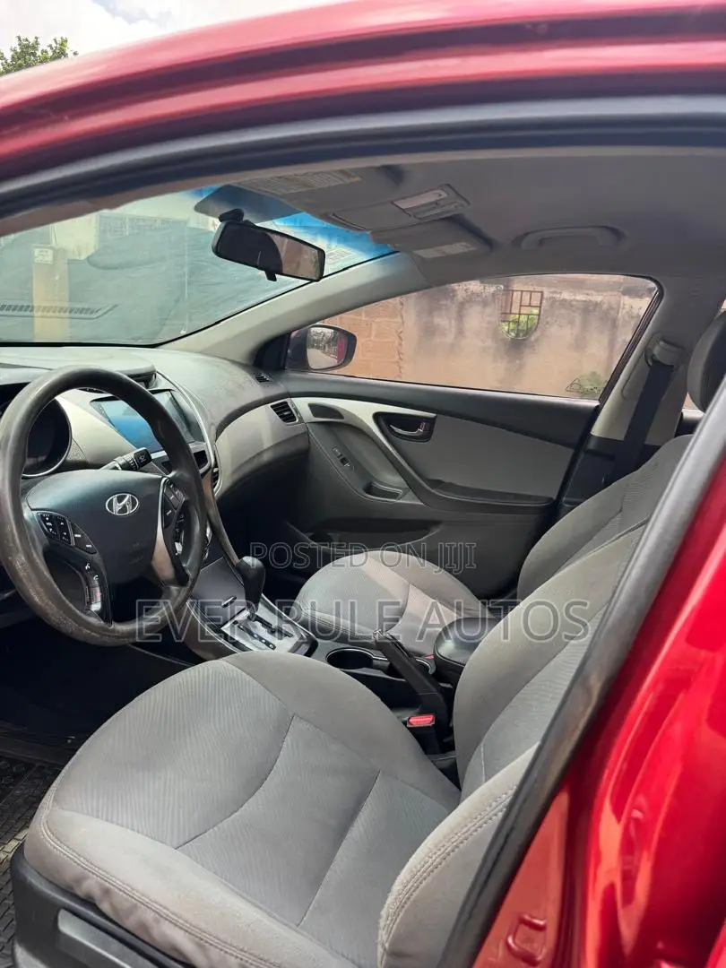 Hyundai Elantra GLS Sedan FWD (1.8L 4cyl 6M) 2013 Red