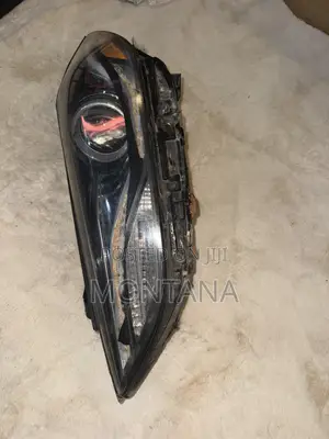 2018 Hyundai Elantra Sports Headlights
