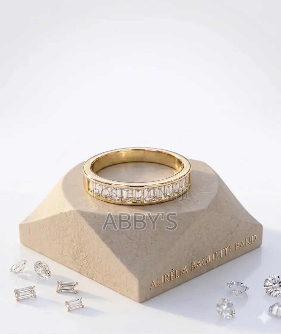 High Grade Stunning Promise/Engagement Ring