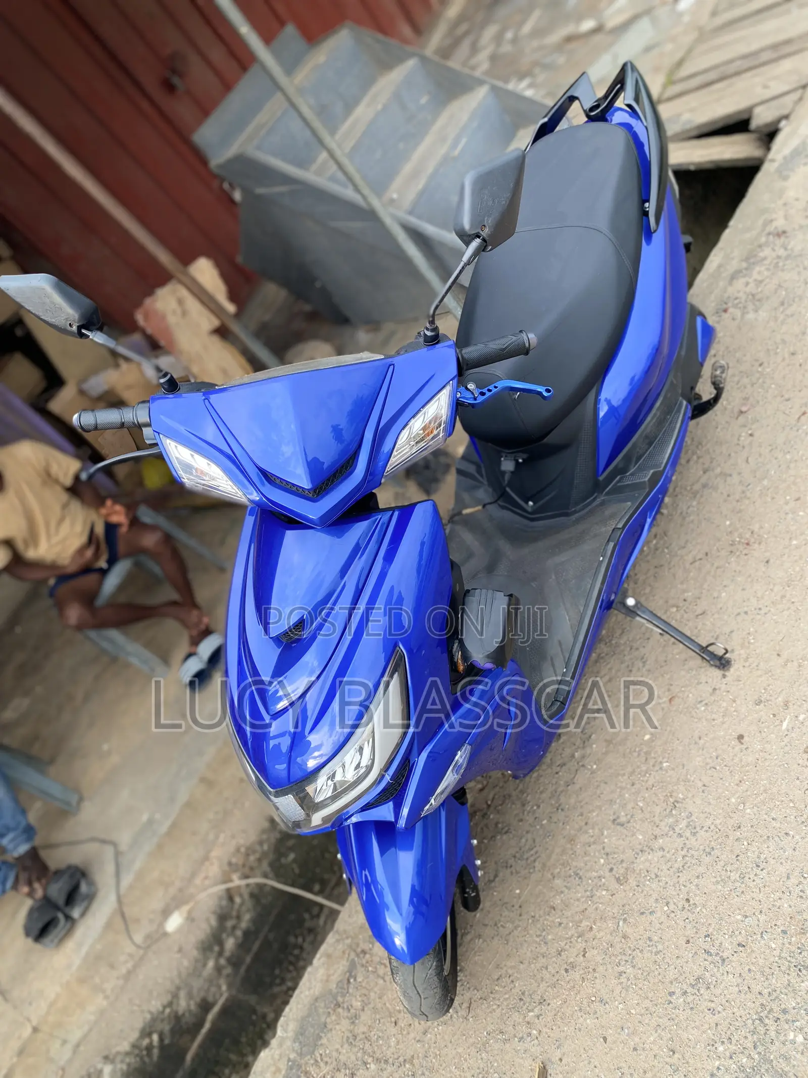 New Yamaha FZ6 2025 Blue