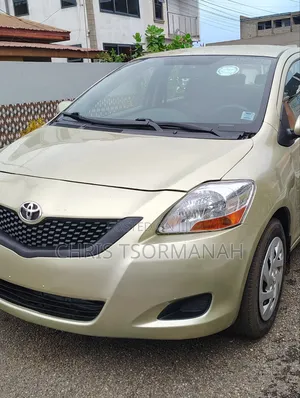 Toyota Yaris 1.5 2007 Beige