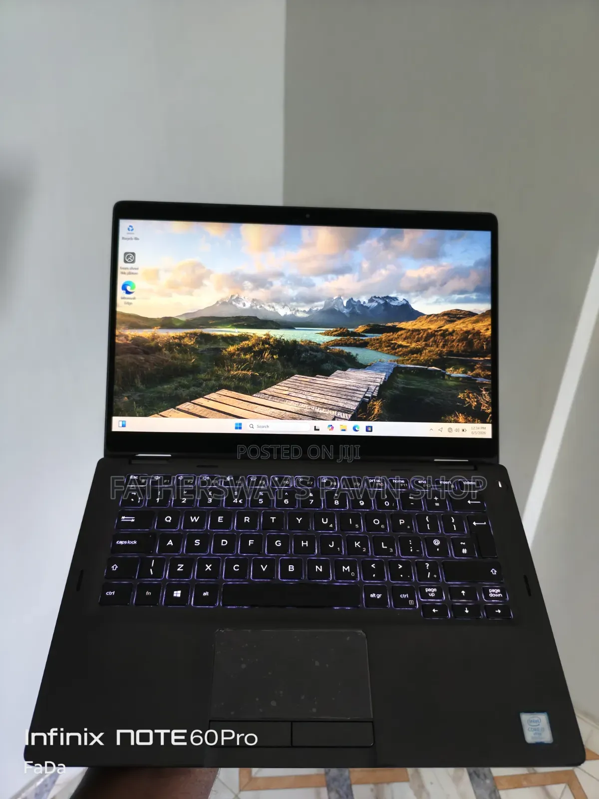 Laptop Dell Latitude 5300 8GB Intel Core i7 SSD 256GB